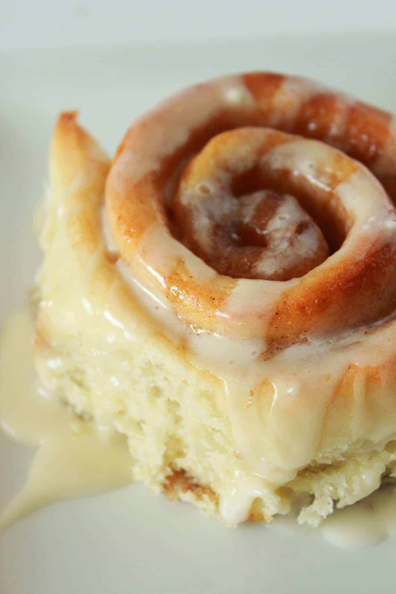 Bake Quick Rise Cinnamon Rolls in 45 Minutes: Easy & Fluffy